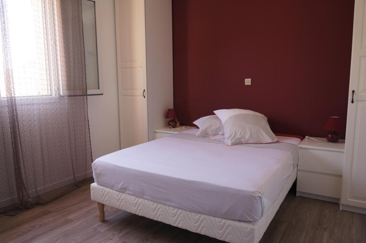 Les Hortensias Bed and Breakfast Lédenon Εξωτερικό φωτογραφία